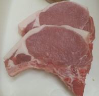 Kotelett mit Fettrand vom Schwein